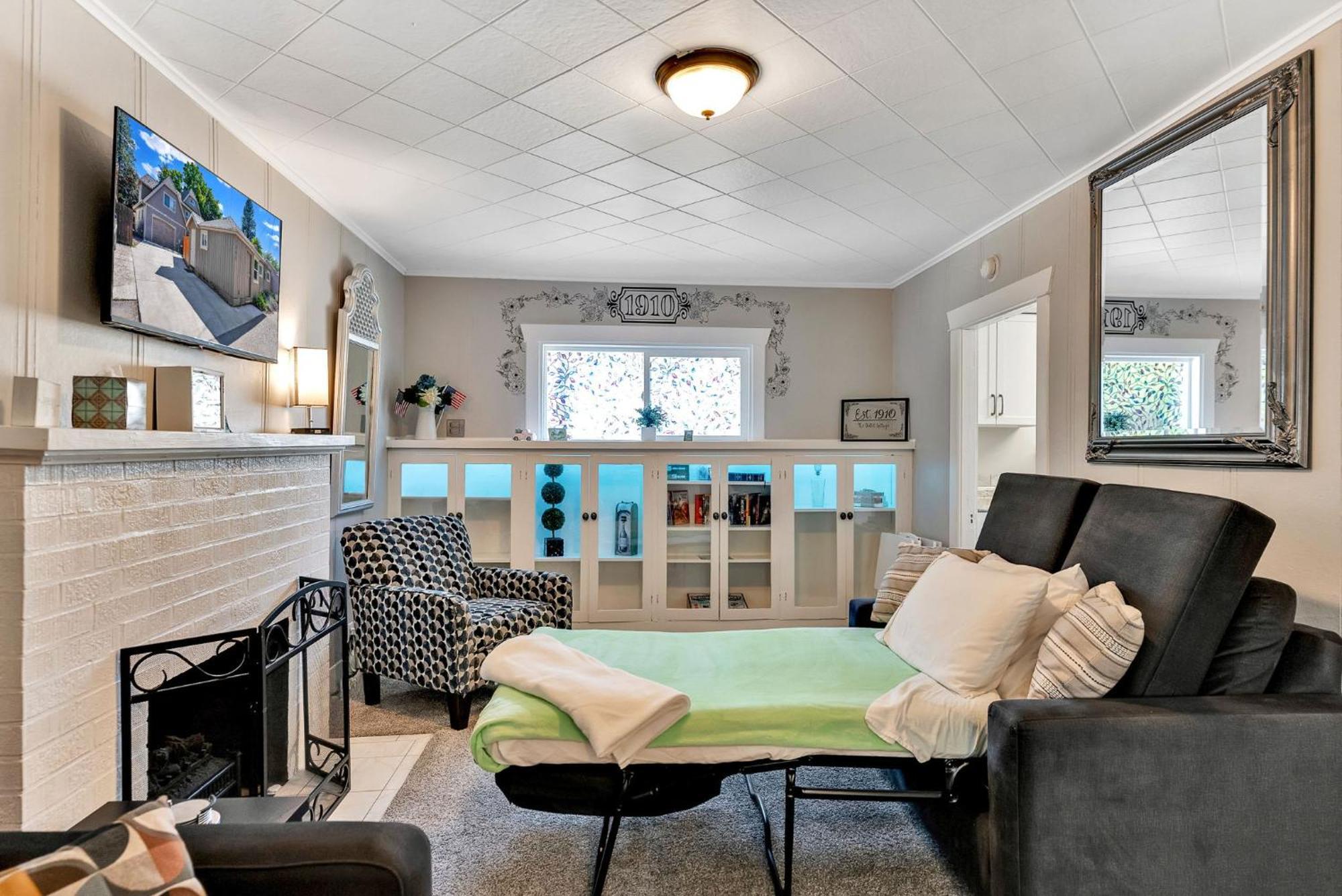 New! Unique Cottage. 1/2 Mi To Dtwn * Coeur d'Alene